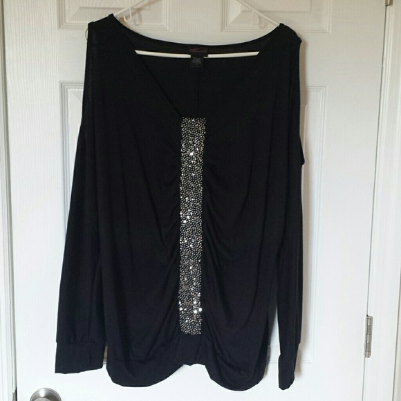 Peel a boo shoulder top