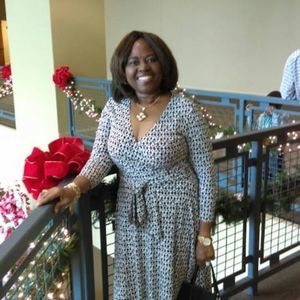 Meet your Posher, Lanre