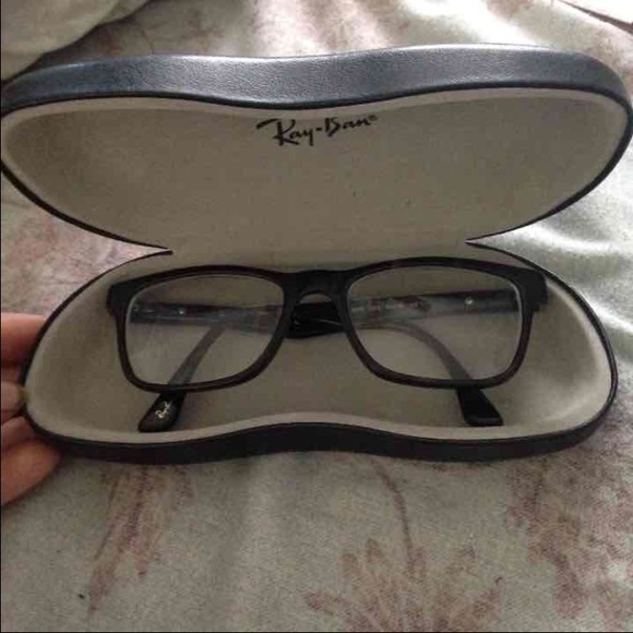 Ray bans with case