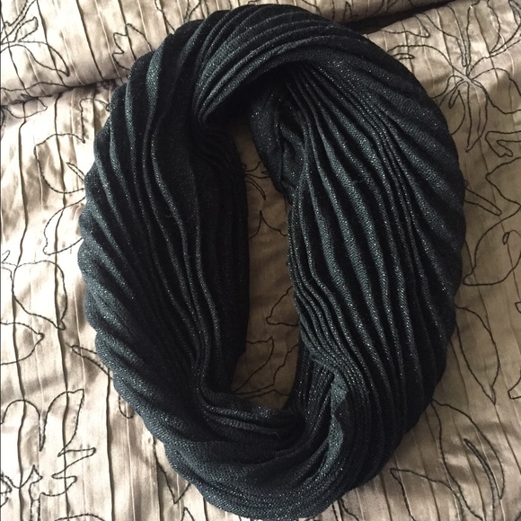 Black infinity scarf with sparkles