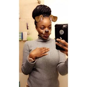 Meet your Posher, Camisha