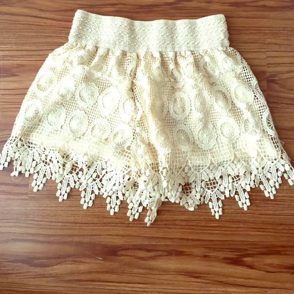 Lace shorts