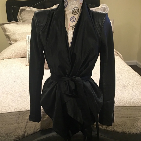 🎉SOLD on TRADESY NWT Skingraft Silk Rider Jacket - Picture 3 of 4