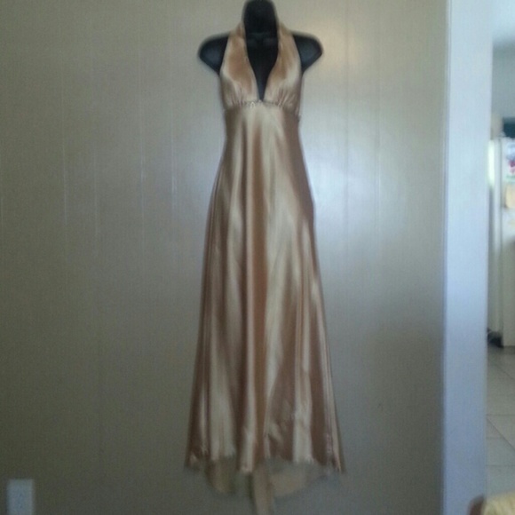 Evening gown prom dress sz 3 gold halter - Picture 2 of 4