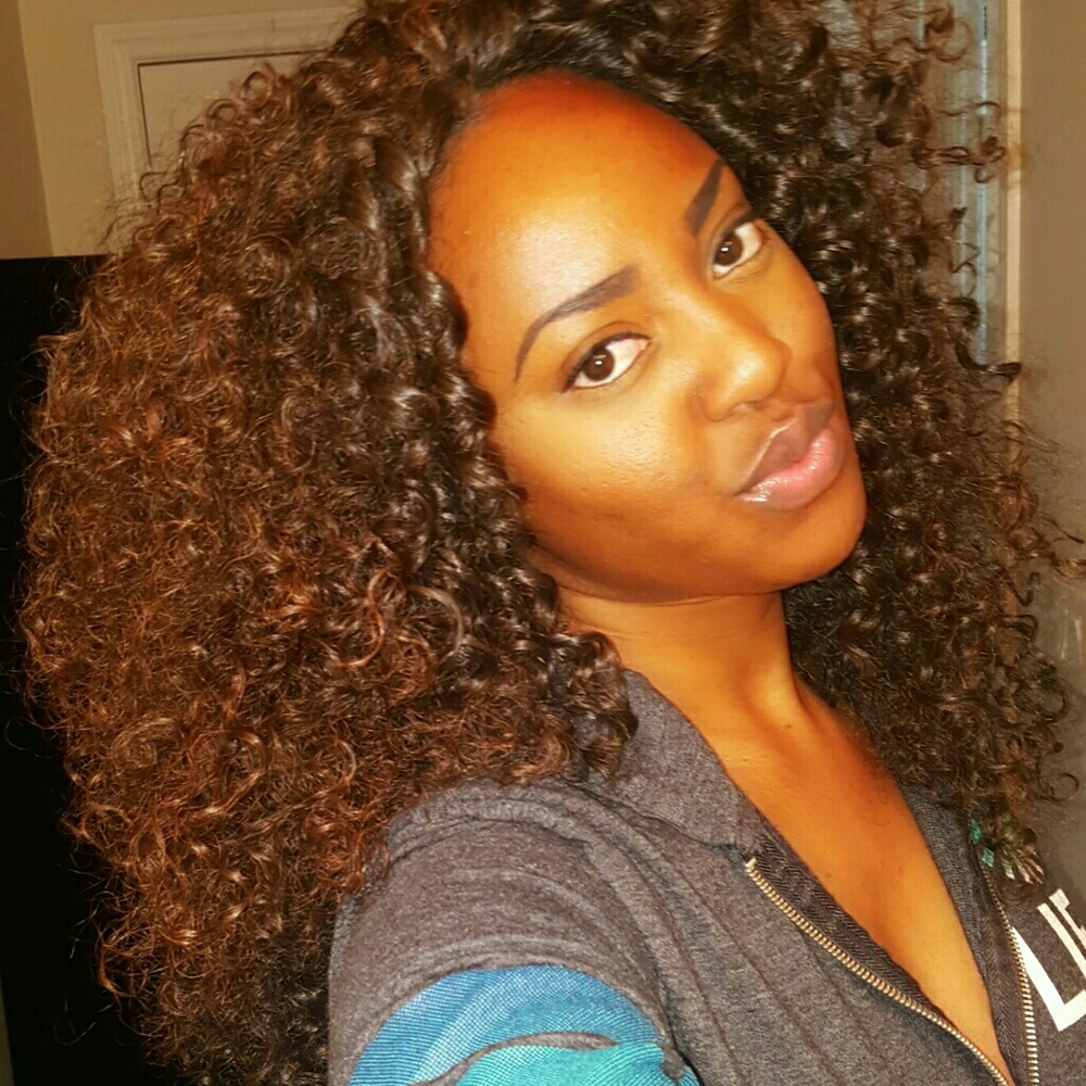 Meet your Posher, Shawna