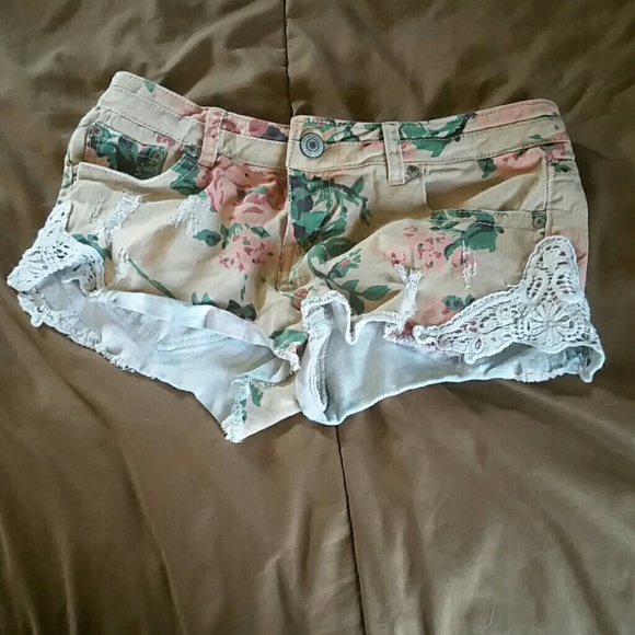 Sexy Rue 21 shorts