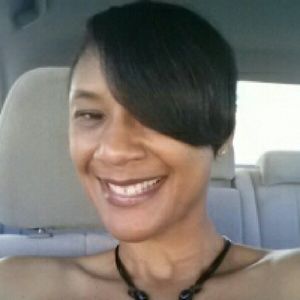 Meet your Posher, Dena