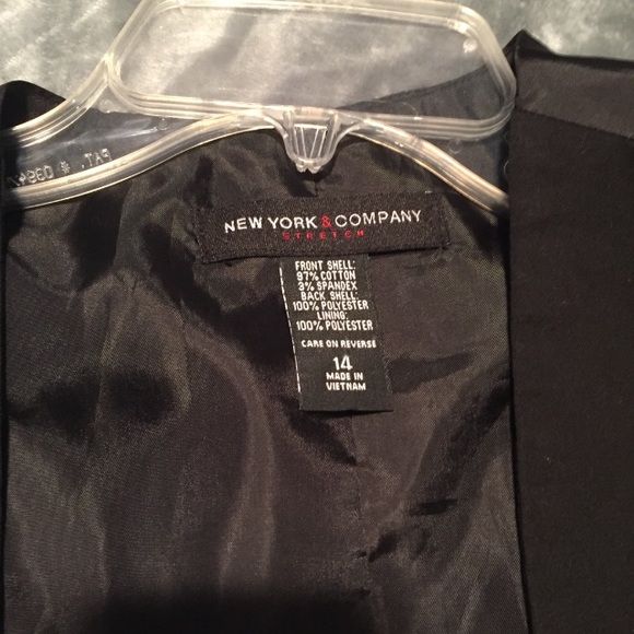 Button vest - Picture 3 of 3