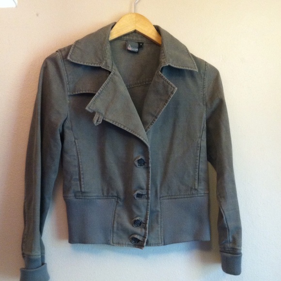 Volcom Jackets & Blazers - Volcom Army green bomber style jacket