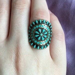 Pretty  turquoise ring