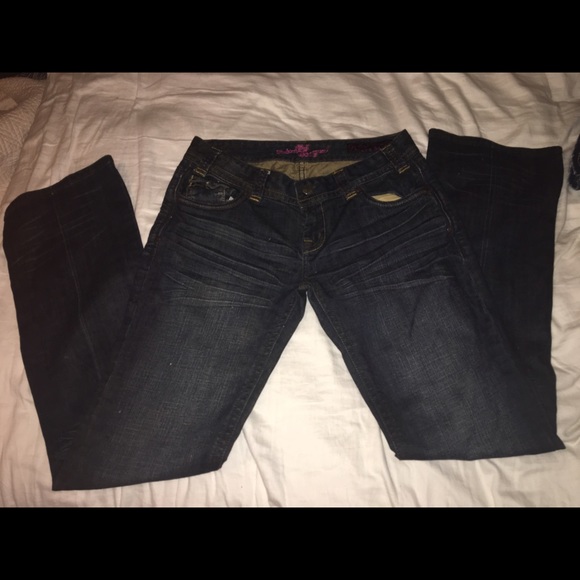 Bundle of 4 pairs of jeans