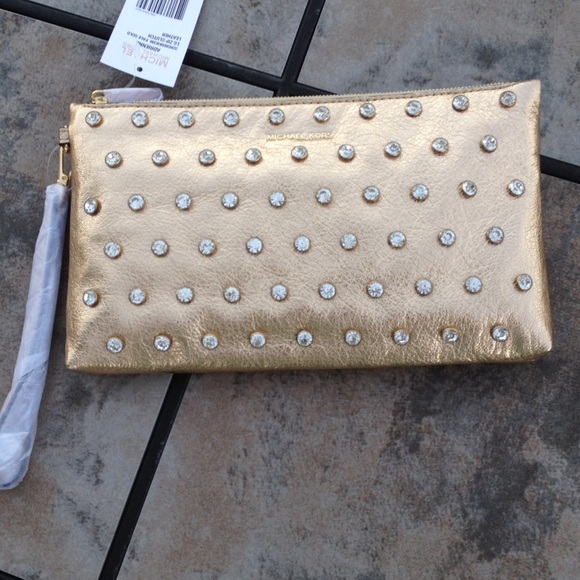 ๐HP๐REDUCED Michael Kors Adrienne Lg gold clutch - Picture 3 of 4