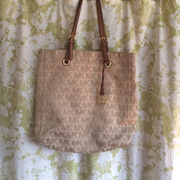 Michael Kors bag