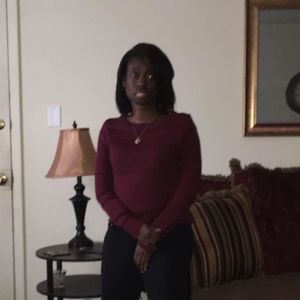 Meet your Posher, Monique