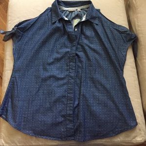 Chambray polka dot shirt with cutout sleeves