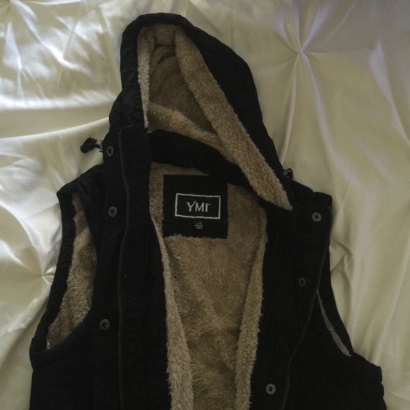 YMI Furry sleeveless vest