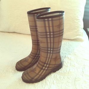 Authentic Burberry Rainboots