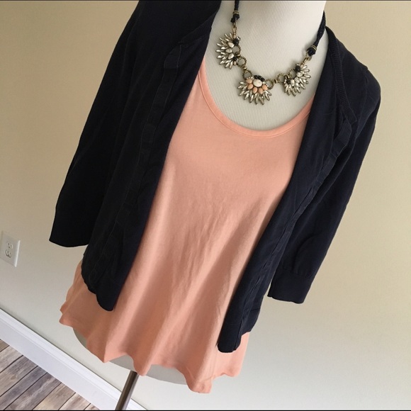 GAP Tops - GAP Body racer back tank top 🌸