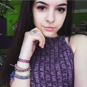 Meet your Posher, Annette