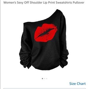 Big LIPS sweatshirt off shoulder! 💥💥PRICE DROP💥