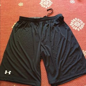 Men's Under Amour heat gear shorts