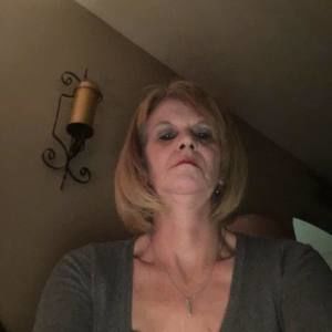 Meet your Posher, Carolyn