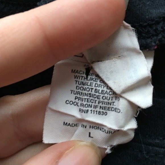 ❗️ DONATING 5/21❗️Nintendo Mario Brothers Tee - Picture 2 of 3