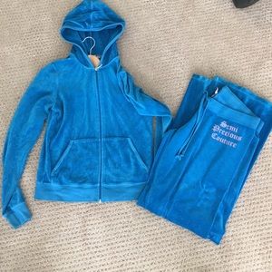 Juicy velour tracksuit