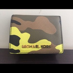 Michael Kors Camo Wallet