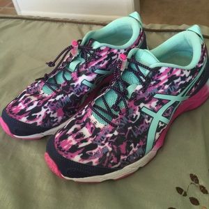 Asics Gel Hyper Tri shoes