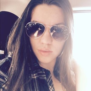 Meet your Posher, Samantha