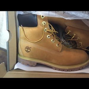 Size 8 Women's Timberland Boots