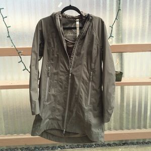 Lululemon Raincoat