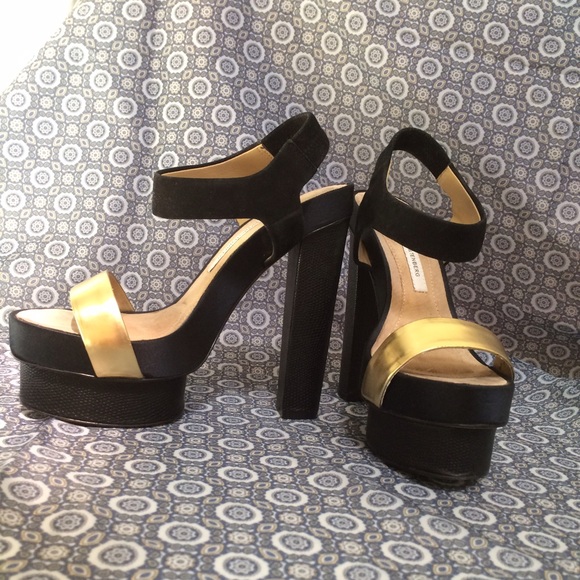 zappos thong sandals