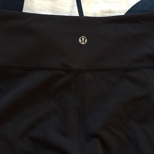 Lululemon crop leggings