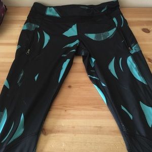 Lulu lemon athletica size 10. Inspire tight II