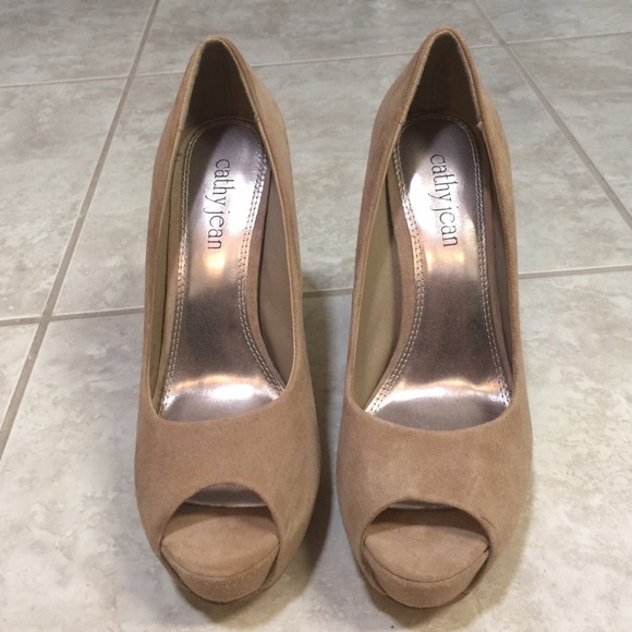 Cathy Jean Heels - Picture 2 of 3