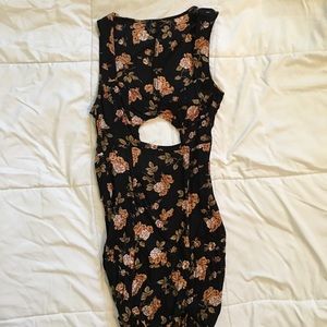 BRANDY MELVILLE MAXI DRESS