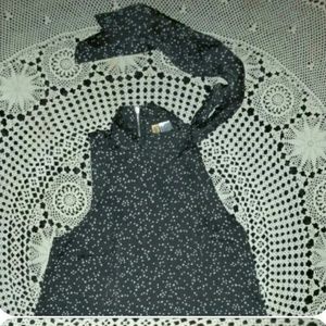 Classy sleeveless Navy with White Starred blouse