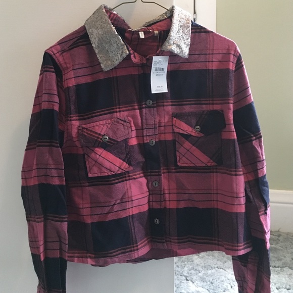 Clothes - Picture 1 of 1