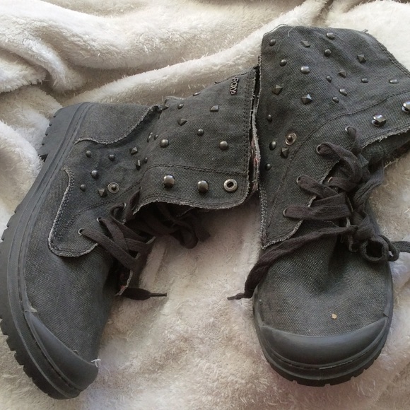 Roxy boots