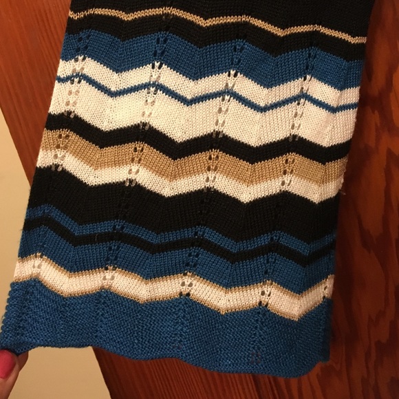 Fashion Ave Cardigan - Picture 2 of 3