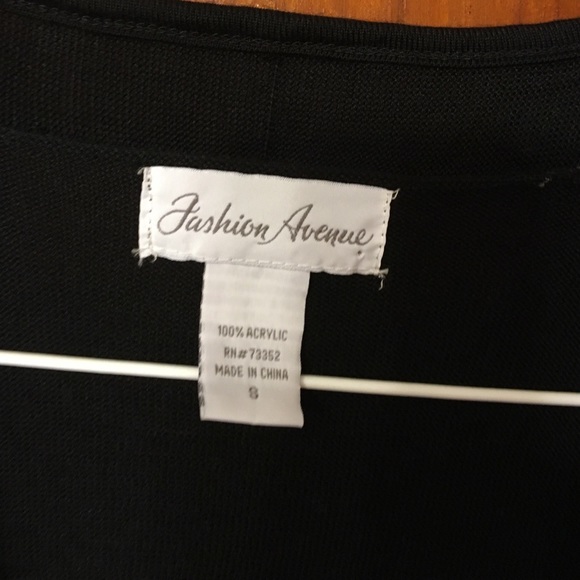 Fashion Ave Cardigan - Picture 3 of 3