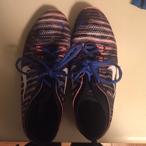Nike free 5.0 size 9