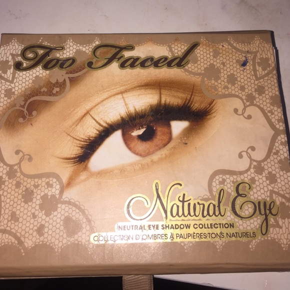 Too faced eye shadow palette