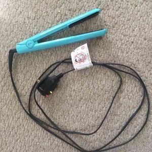 GHD Straightener