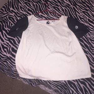 Lauren Conrad short sleeve blouse