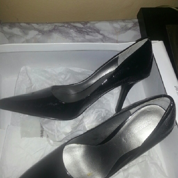 Black Shoes