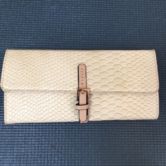 Cream Faux Snake Wallet