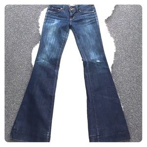 J Brand Flare Jeans sz 24- petite gal perfection!